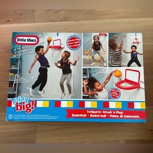 Little Tikes TotSports Attach m Play Basketball